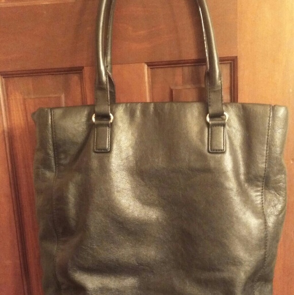 Kate Spade Tote - Picture 3 of 5
